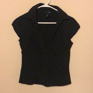 Short sleeve button up